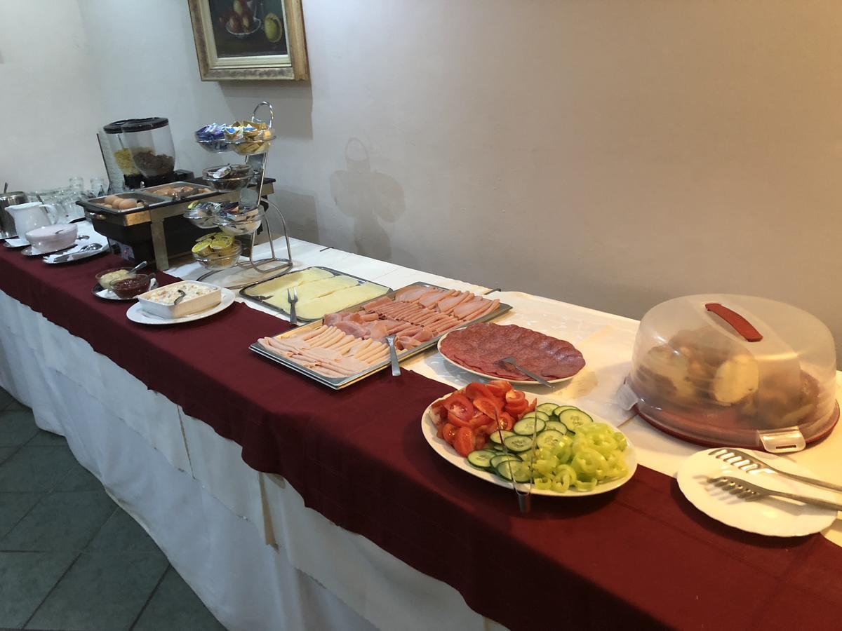 Hotel Vila Anna Trenčianske Teplice Εξωτερικό φωτογραφία